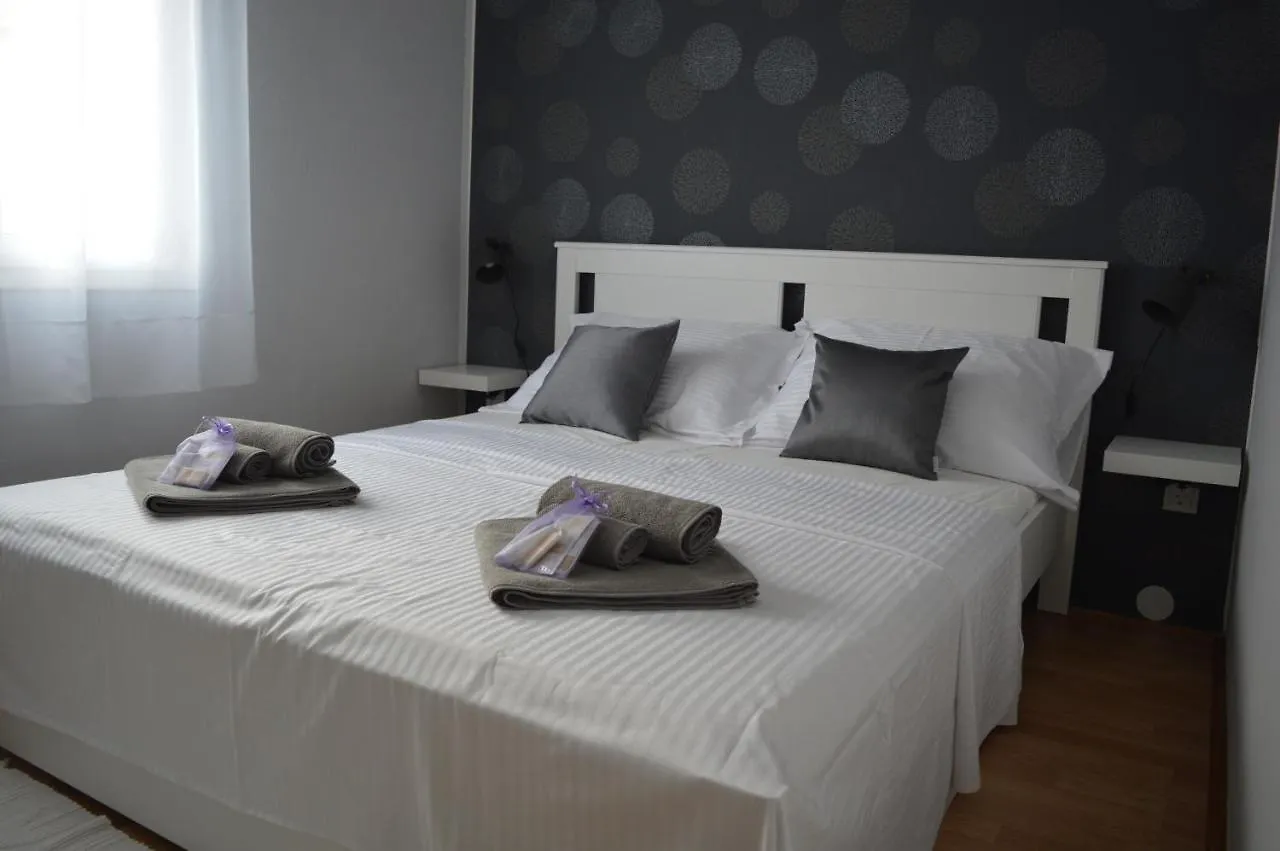 Apartmani Sidro Privlaka  Lägenhet