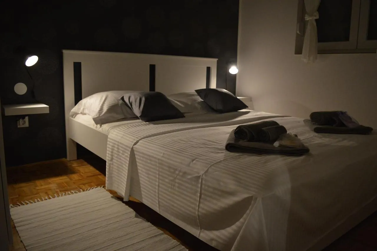 Apartmani Sidro Privlaka  Kroatien